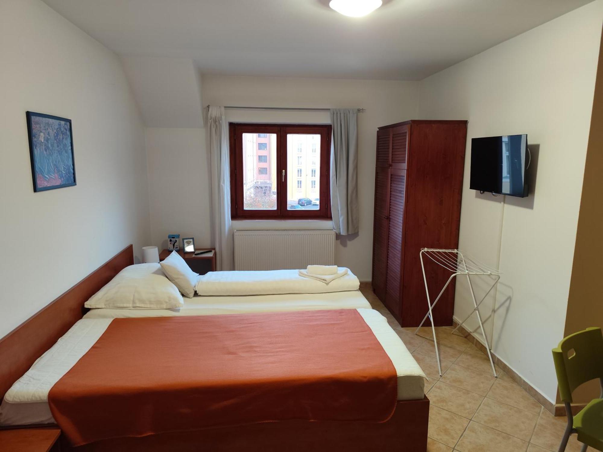 Szent Kristóf Apartmanhotel Zalaegerszeg Exterior foto
